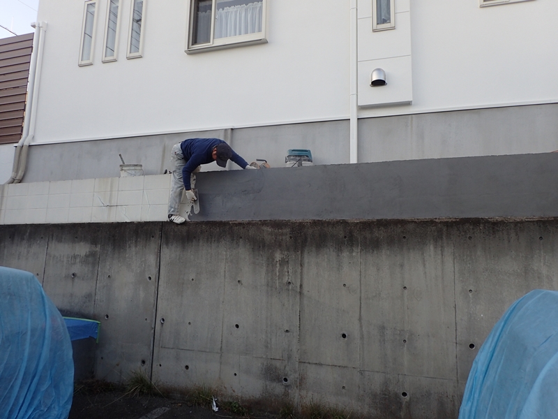 東京都世田谷区住宅の外壁塗装　家塗り替え工事　ジョリパット仕上げ「レイヤーストーン」