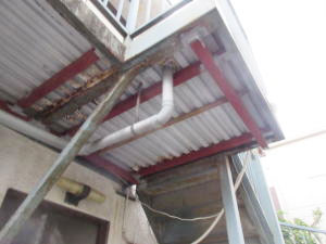 鉄階段 鉄骨の修理 補修溶接工事