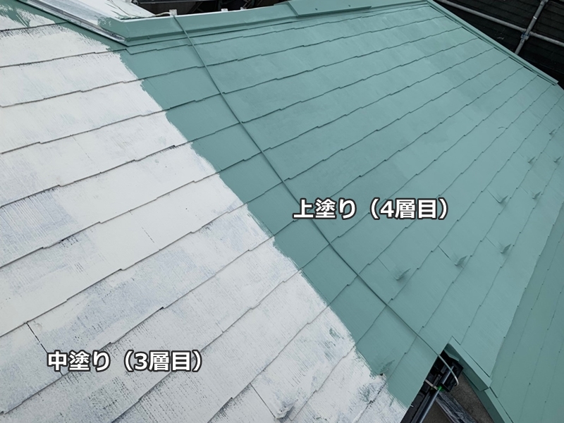 ガイナ外壁塗装と屋根の塗り替え　東京都世田谷区　屋根中、上塗り