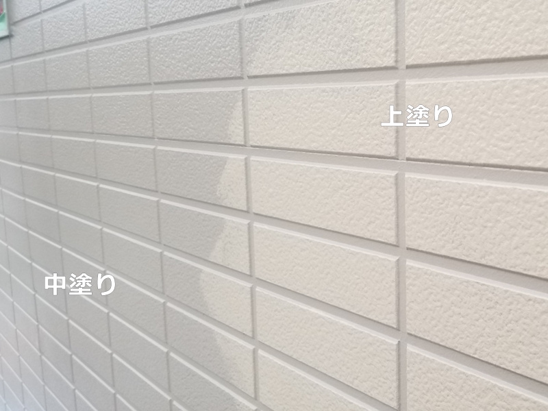 サイディングタイル柄2色仕上げ神奈川県川崎市多摩区　中塗り上塗り