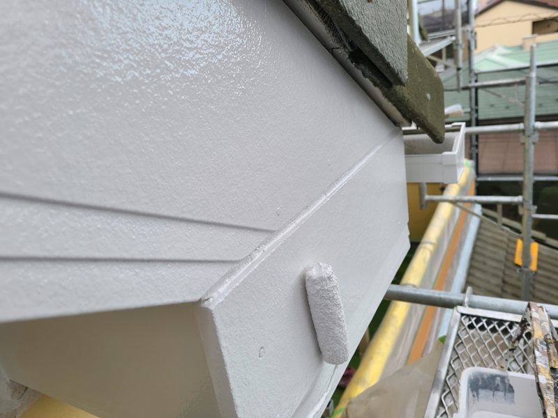 ジョリパット外壁塗装と洋瓦屋根の塗り替え神奈川県平塚市　2液形フッ素塗装