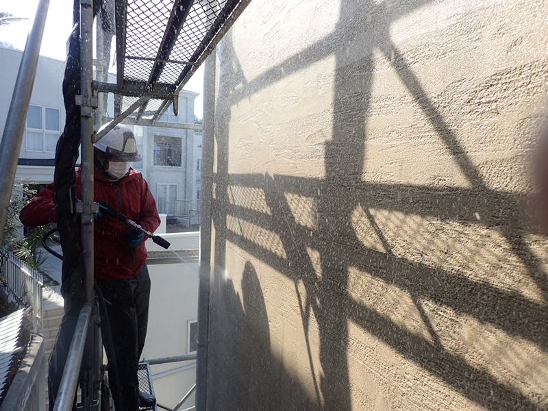 ジョリパットフレッシュの外壁塗装工事　神奈川県葉山町　洗浄工事