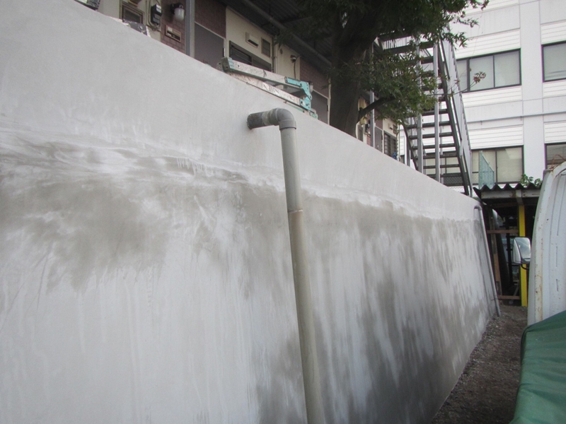 大谷石擁壁の改修工事　東京都板橋区　左官工事完了