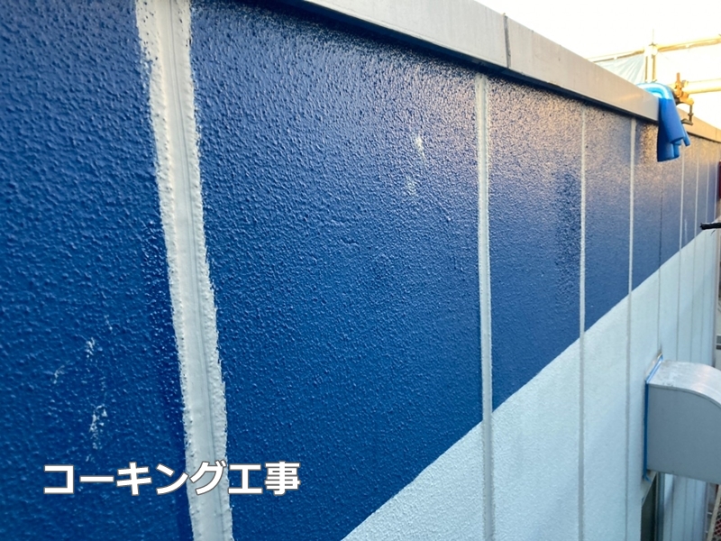 神奈川県横浜市神奈川区外壁塗装会社兼倉庫の塗り替え　コーキング打ち替え工事