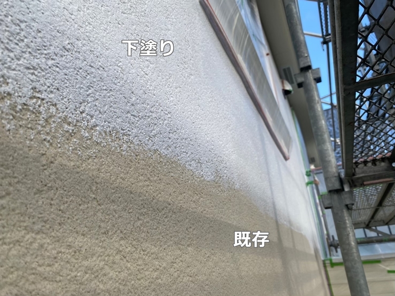 神奈川県川崎市麻生区ジョリパット外壁塗装工事　下塗り