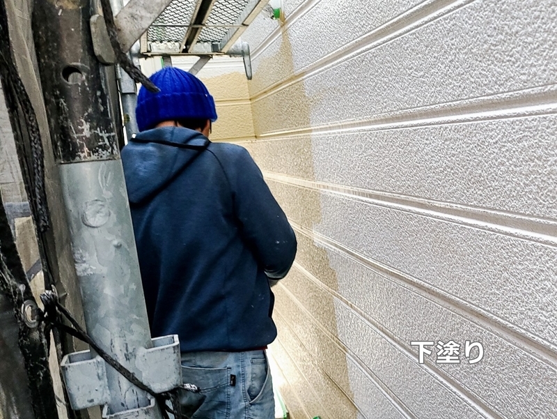 神奈川県川崎市多摩区断熱ガイナ外壁屋根塗装　下塗り