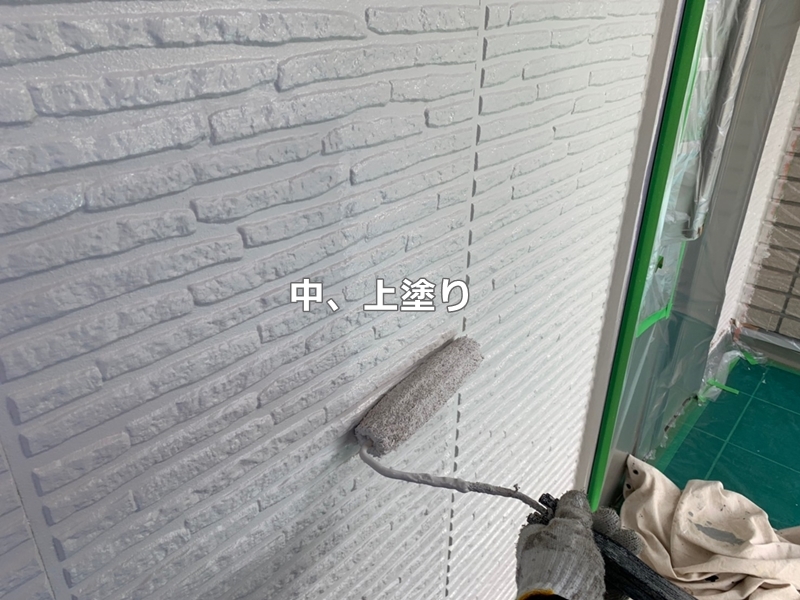 神奈川県川崎市多摩区サイディング外壁塗装　中、上塗り