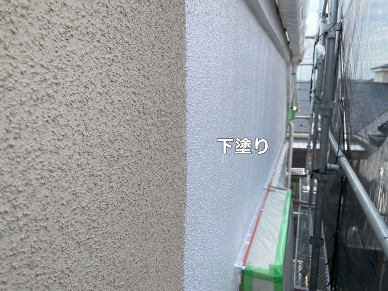 神奈川県川崎市多摩区　リシン外壁塗装と金属屋根工事　下塗り
