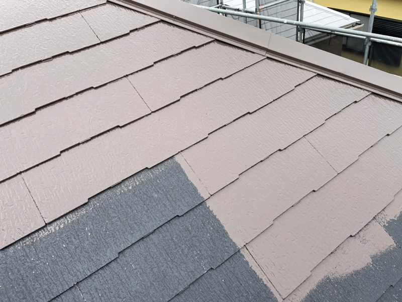 東京都狛江市外壁屋根塗装工事　屋根中、上塗り