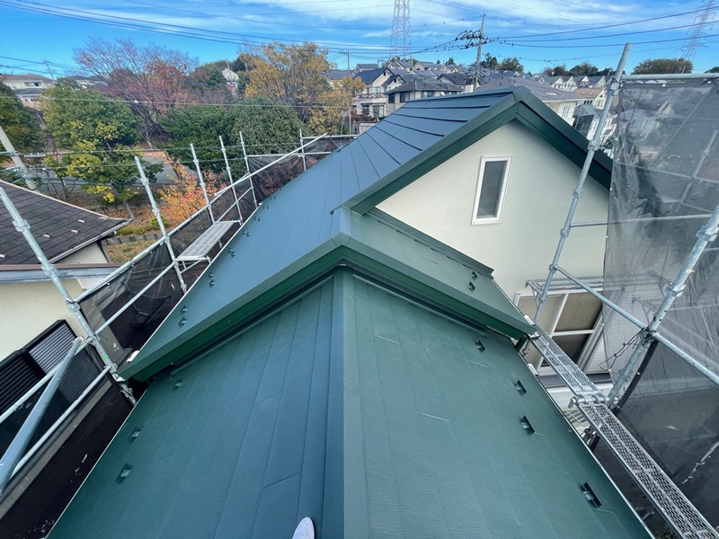神奈川県横浜市青葉区外壁塗装と金属屋根工事　工事後