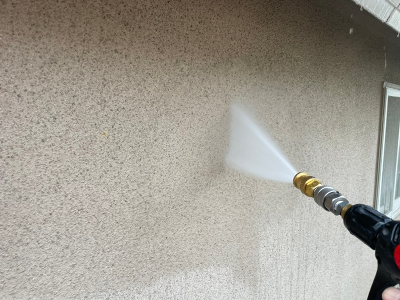 神奈川県横浜市青葉区外壁塗装と金属屋根工事　洗浄工事