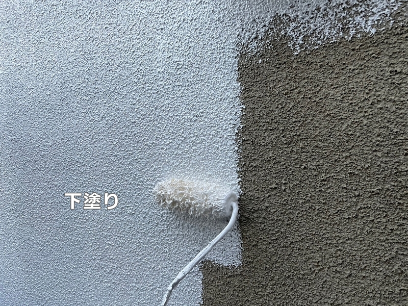 東京都調布市　断熱ガイナ外壁屋根塗装工事　下塗り