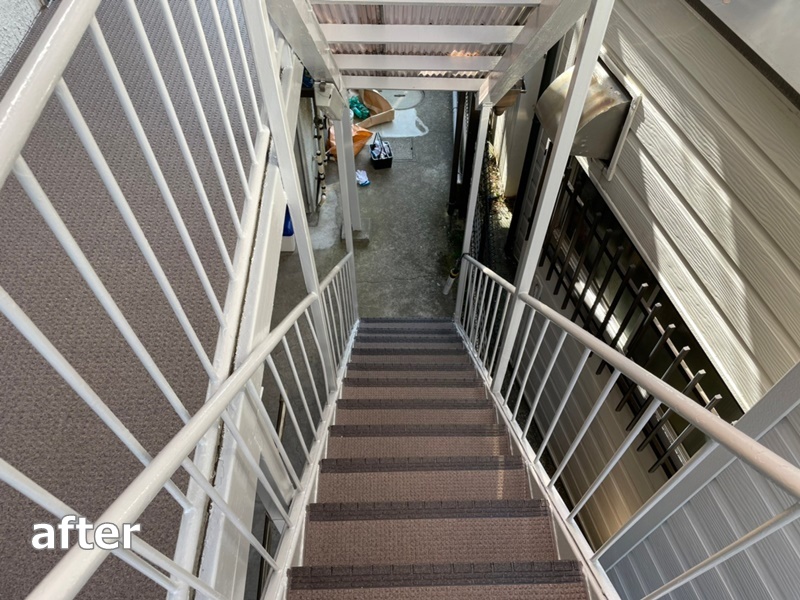 鉄階段の補修工事と塗装防水工事　横浜市金沢区　工事後