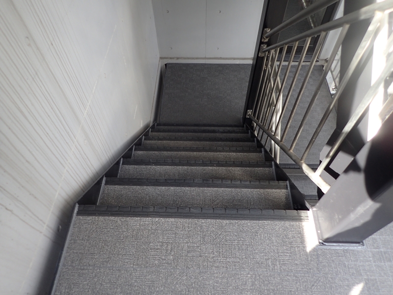 神奈川県横浜市港北区階段塗装防水工事　タキステップ張り込み後