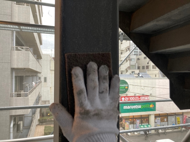 神奈川県横浜市港北区階段塗装防水工事　階段塗装工事研磨