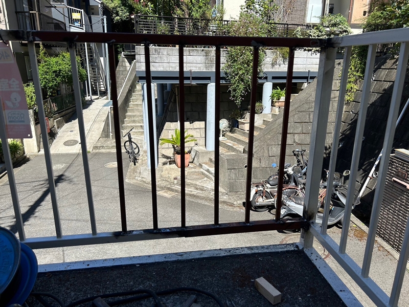 鉄階段修理　横浜市アパート修繕工事