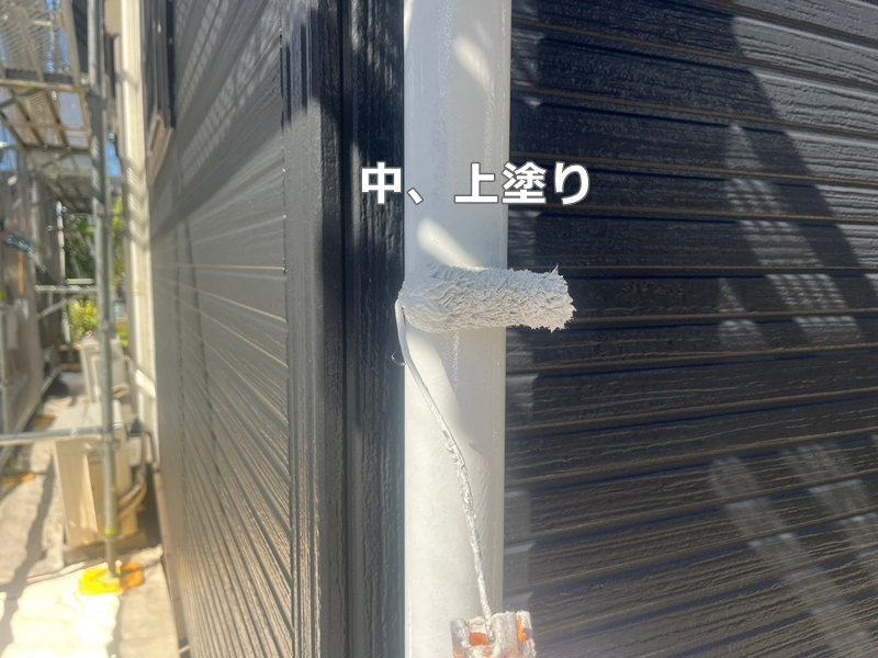 外壁ダイナミックMUKI（無機）塗装　埼玉県新座市　中、上塗り