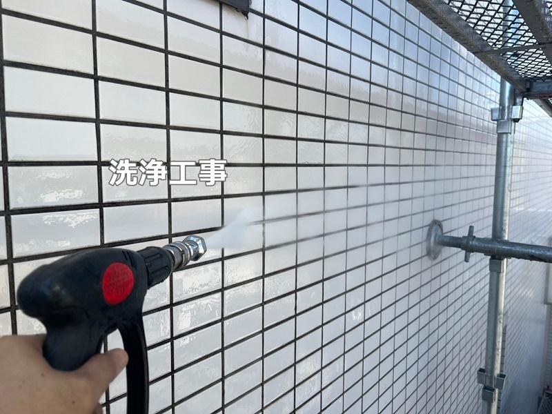 ビル外壁塗装工事　東京都あきる野市　洗浄工事