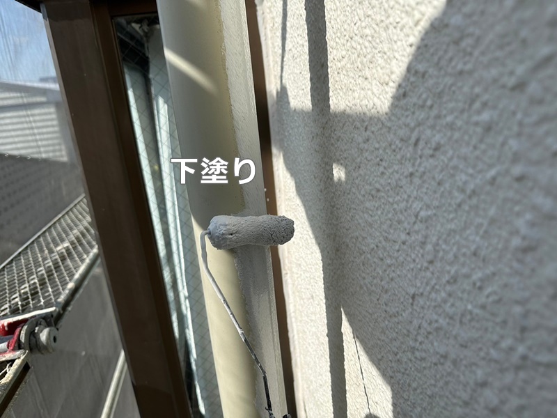 ビル外壁塗装工事　東京都あきる野市　付帯部下塗り