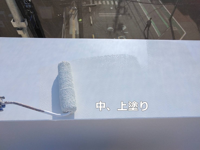 ジョリパット外壁塗装工事　東京都世田谷区　中、上塗り