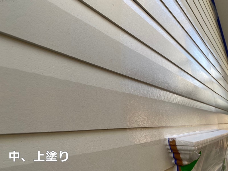 外壁屋根塗装工事　川崎市高津区　中、上塗り