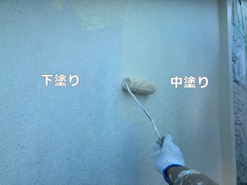 ジョリパット外壁塗装工事　横浜市神奈川区　下塗り、中塗り