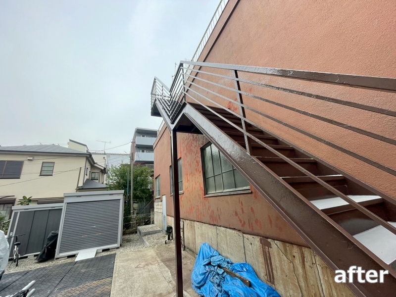 階段屋根板金補修工事　東京都大田区　工事後