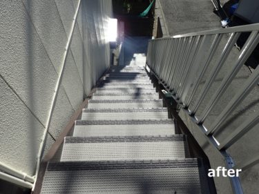 階段廊下の長尺シート　タキステップ施工