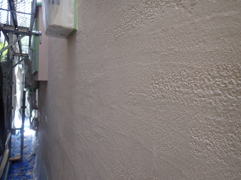 外壁塗装ジョリパット　トラバーチン調仕上げ　上塗り